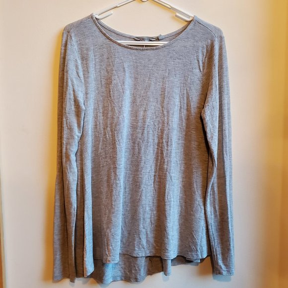 Athleta Gray Scoop Neck Jersey Size Small - Picture 6 of 16